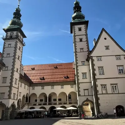 Klagenfurt by bike – From the Lindwurm to the lake